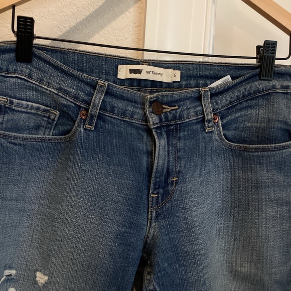 3/$10 Women’s Y2K Levi’s 501 Jeans - Picture 2 of 8